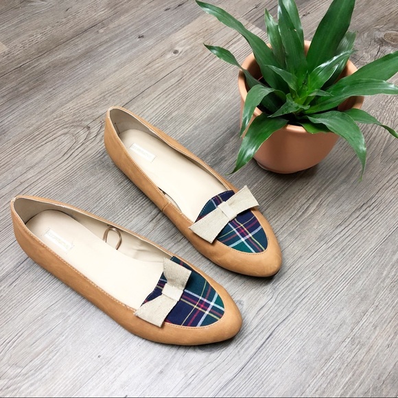 Cooperative Shoes - UO vegan tan and plaid loafers with a bow